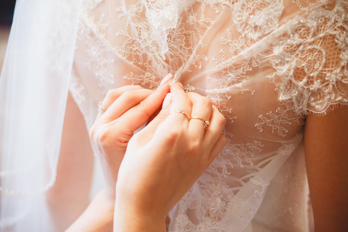 Блогер из Усть-Катава сыграет свадьбу с Клавой Кокой*