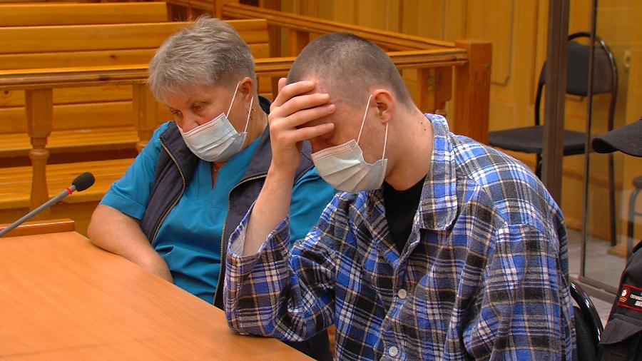 Родственников убитой при детях под Саткой женщины допросили в суде*1