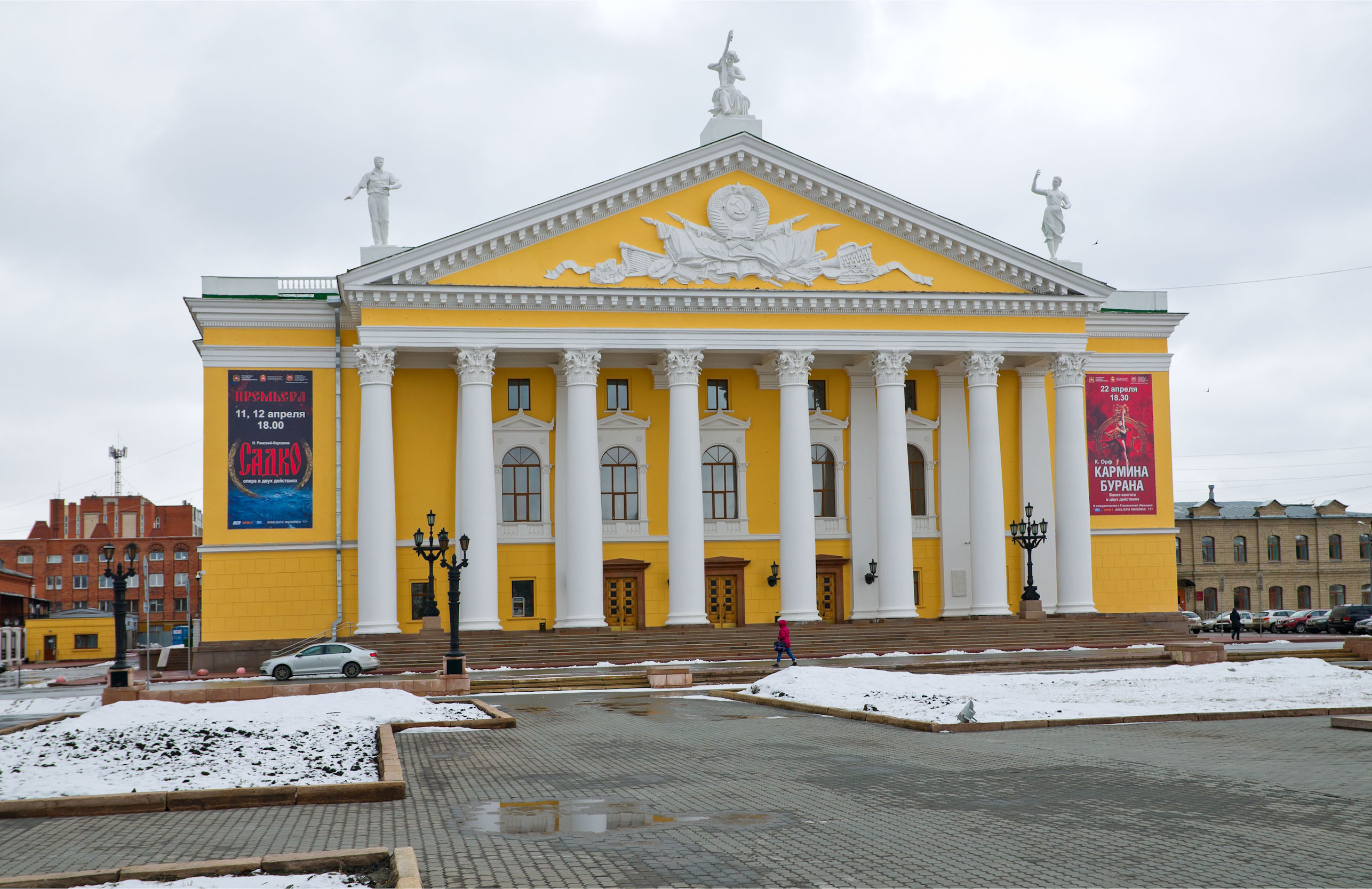 Прокуратура заявила о хищениях на ₽16 миллионов при ремонте театра Челябинска*1