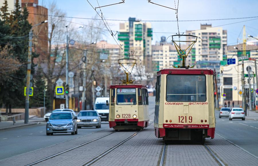 В Челябинске поменяли маршруты движения трамваев в центре города*1