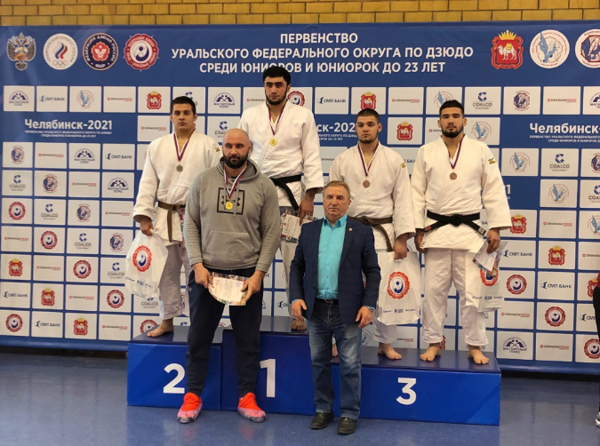 Молодые дзюдоисты из Челябинска завоевали 13 медалей на первенстве УрФО*1