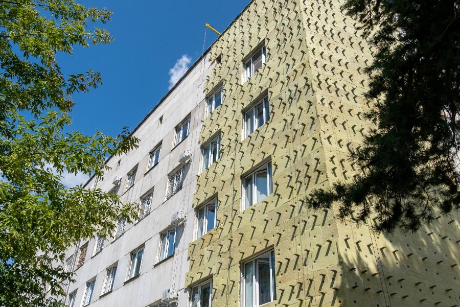 В Челябинске фасад соматического корпуса ЧОДКБ отделают панелями