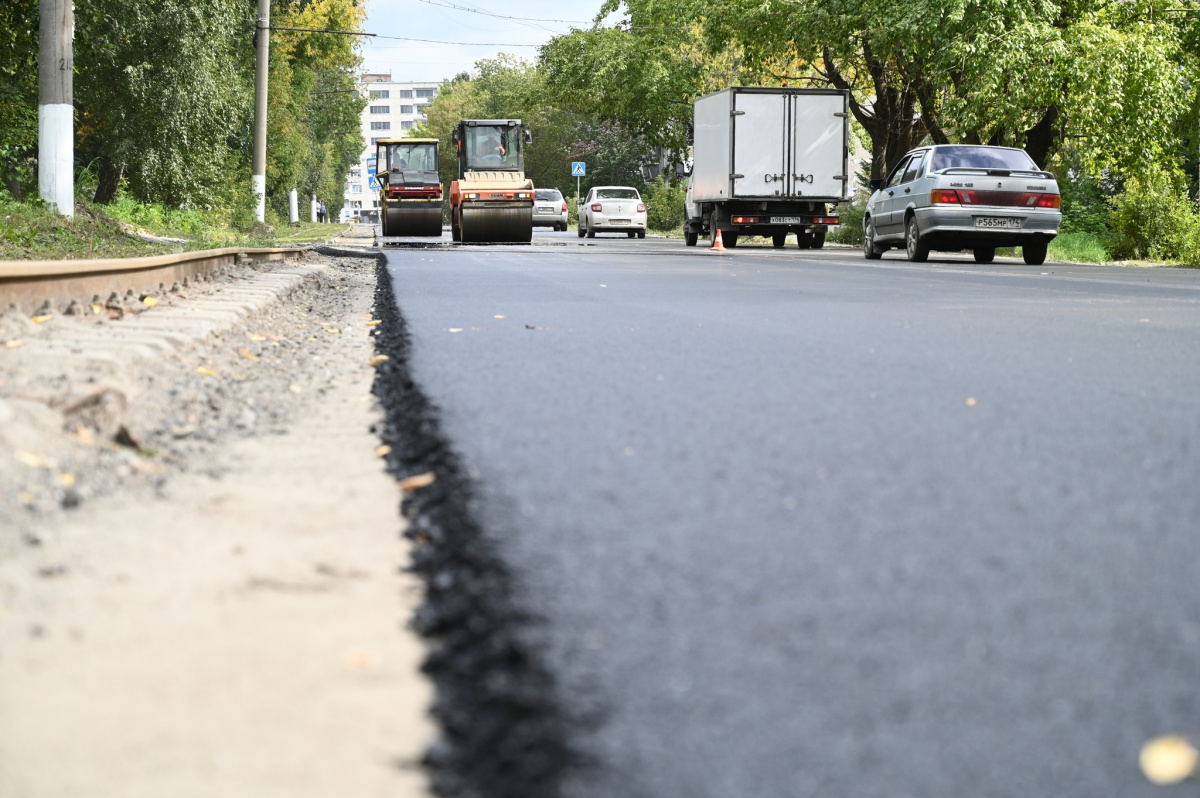 Безопаснее к красотам: 700 километров дорог обновят в Челябинской области*