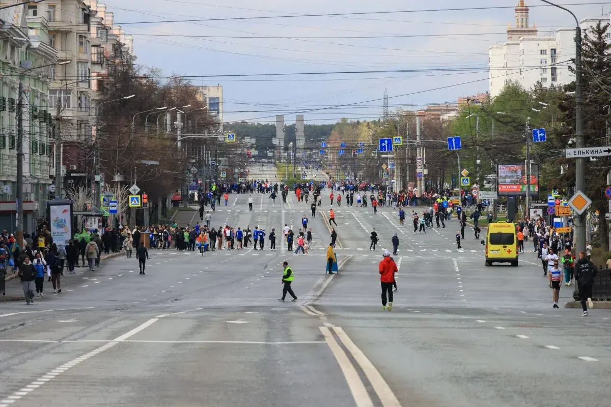 В Челябинске 2,5 тысячи спортсменов вышли на традиционные майские старты