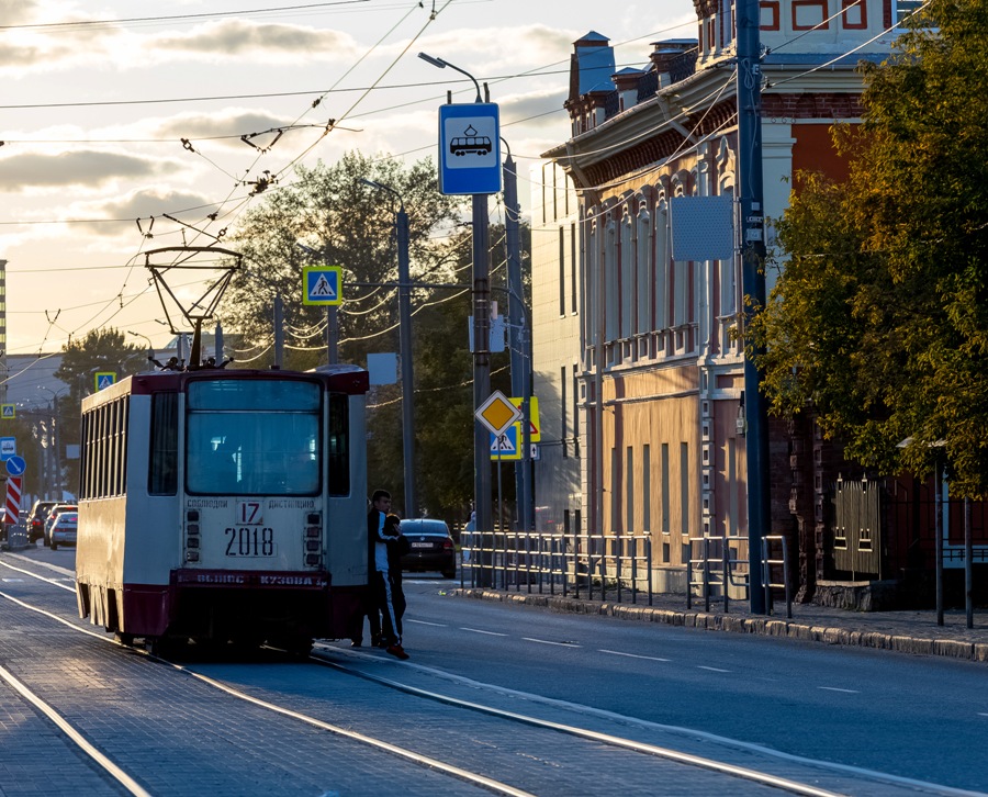 Движение трамваев по перекрестку в Челябинске закроют на 12 дней*1
