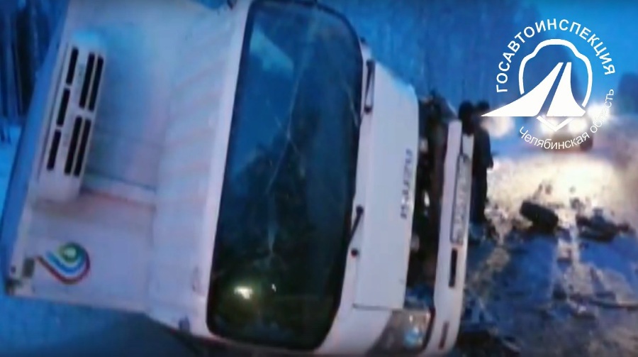 Уснувший парень попал в смертельное ДТП с грузовиком под Чебаркулем
