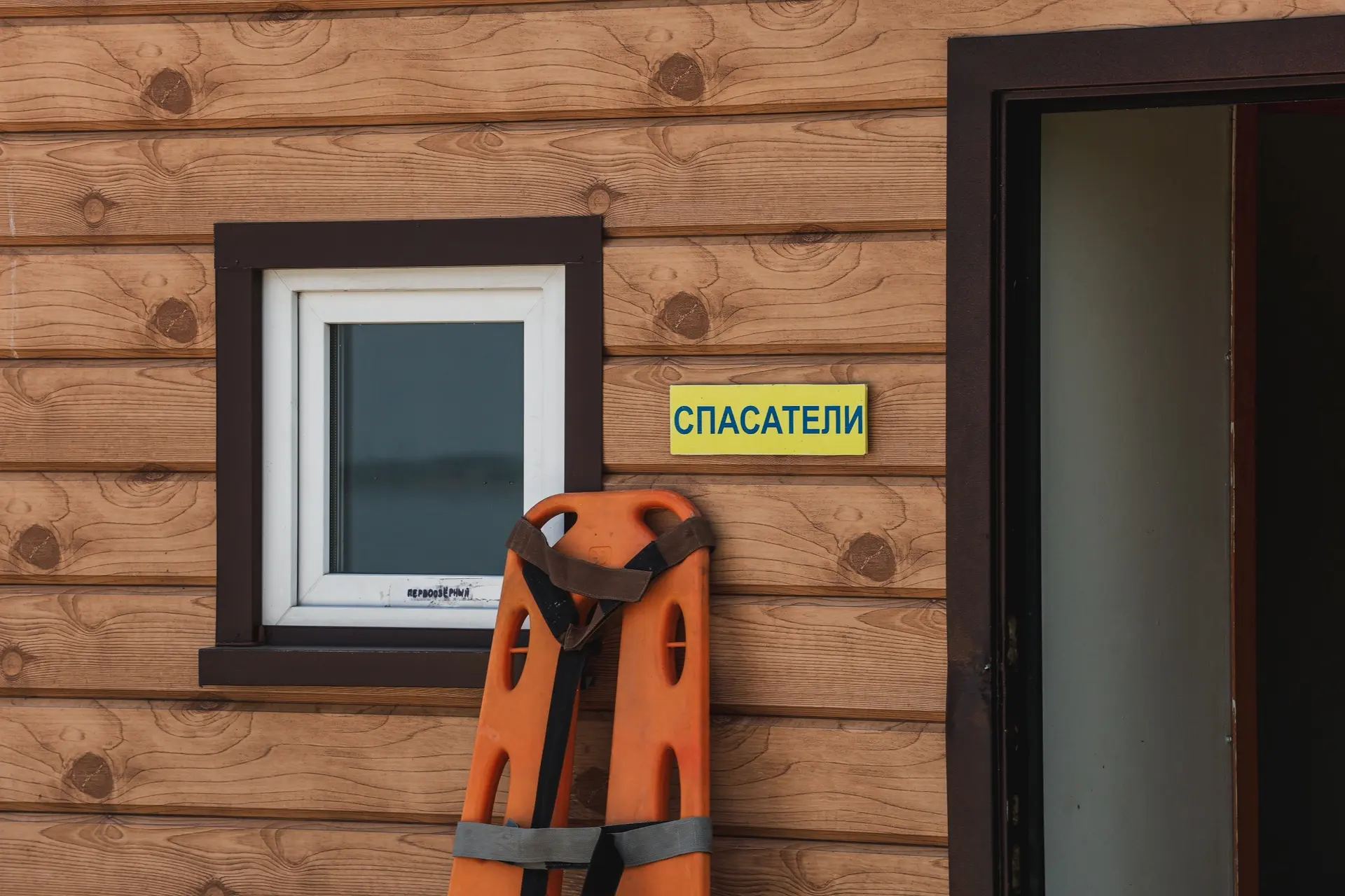 «Тут самый свежий песок»: челябинцы устремились на городские пляжи