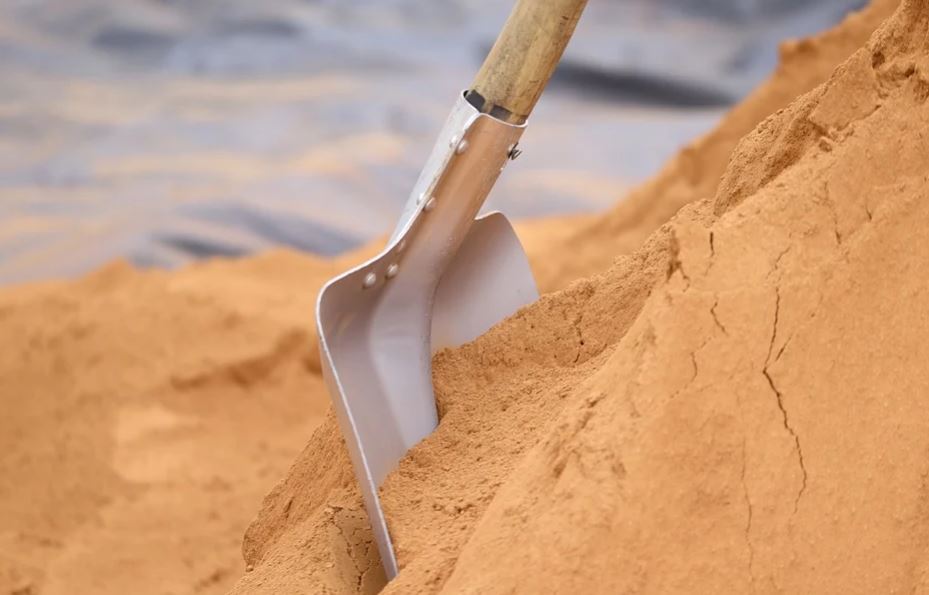 В Челябинской области завели уголовное дело из-за добычи песка
