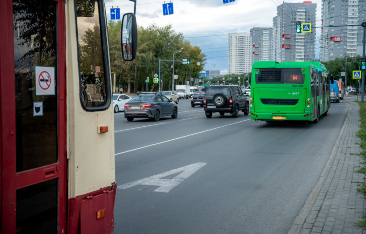 В Челябинске появится еще 12,4 километра новых выделенных полос*1
