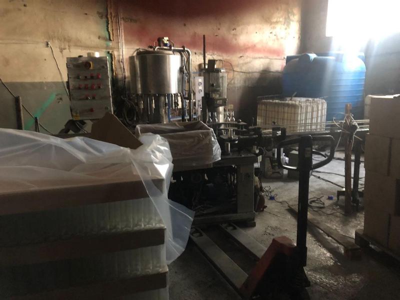 В Копейске подпольных бутлегеров осудят за незаконное производство спиртного