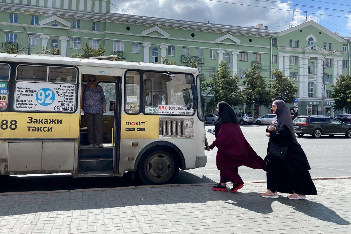 Директор челябинского Центра адаптации иностранцев высказался о проблеме хиджабов*1