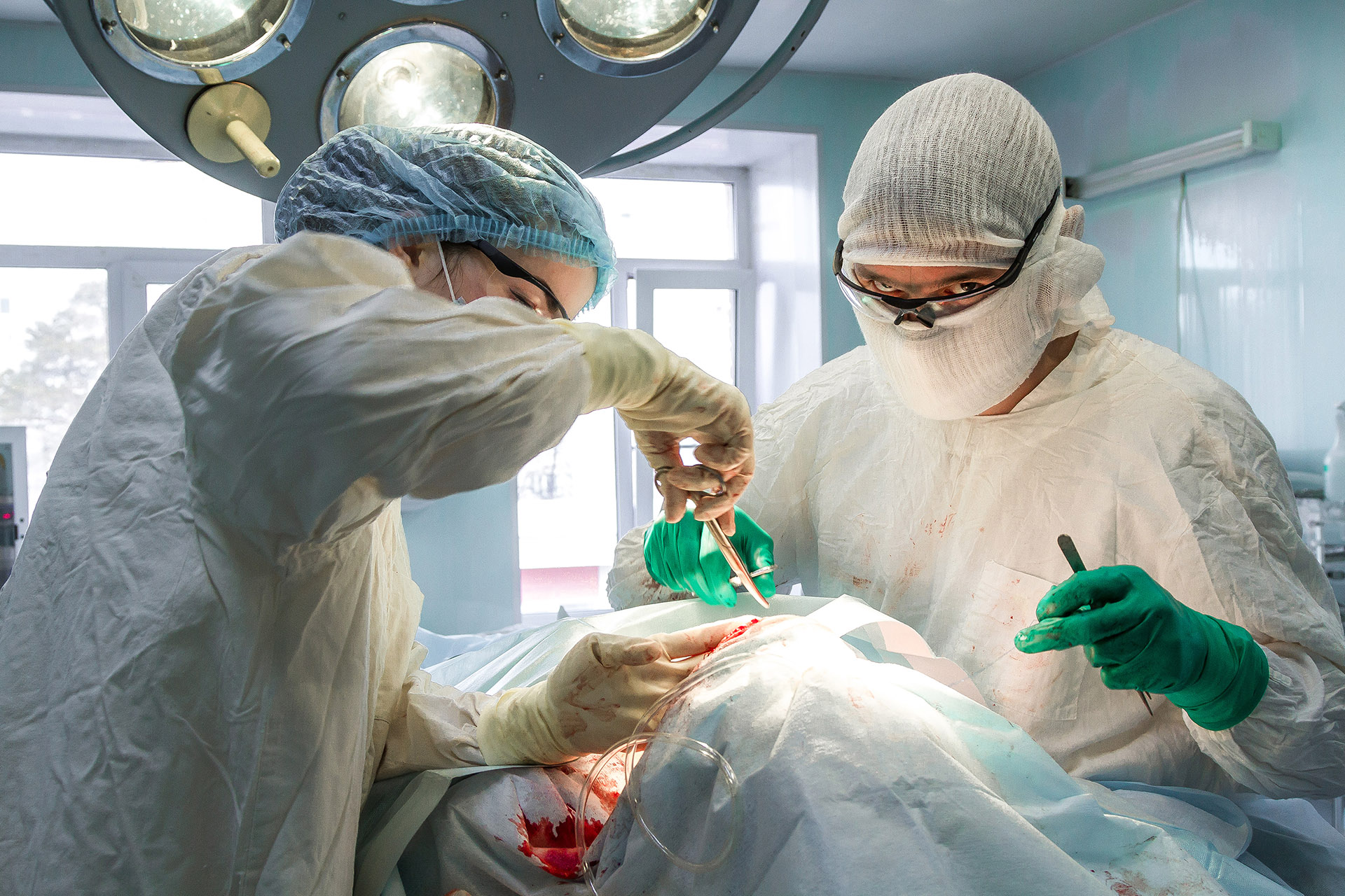 В Челябинской области отстранили главврача больницы, где уволились три хирурга