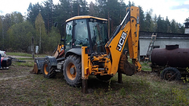 В Свердловский области нашли украденный челябинский трактор за 7 млн