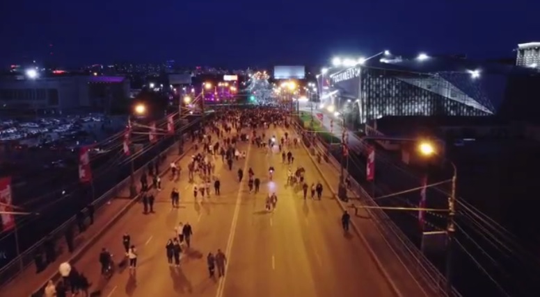 Челябинец снял первомайский салют на видео с квадрокоптера