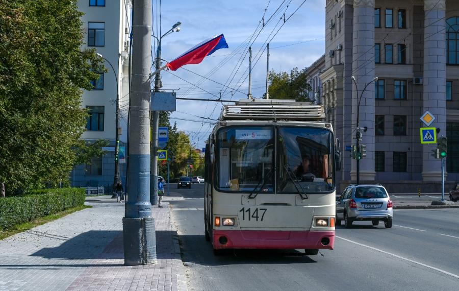 Троллейбусы временно перестанут ходить по улице Свободы в Челябинске*1