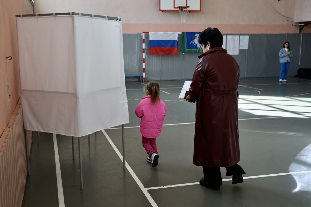 Более 739 тысяч жителей Челябинской области уже проголосовали на выборах*1