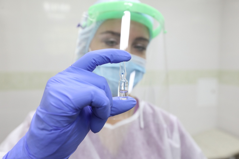Новую вакцину от ковида испытают на челябинских добровольцах