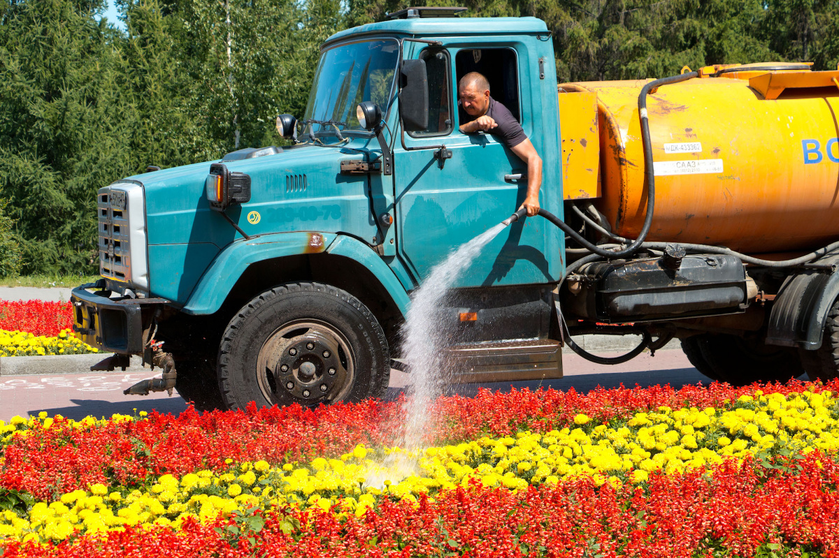 Рекордное количество территорий благоустроят по нацпроекту в Челябинске*1