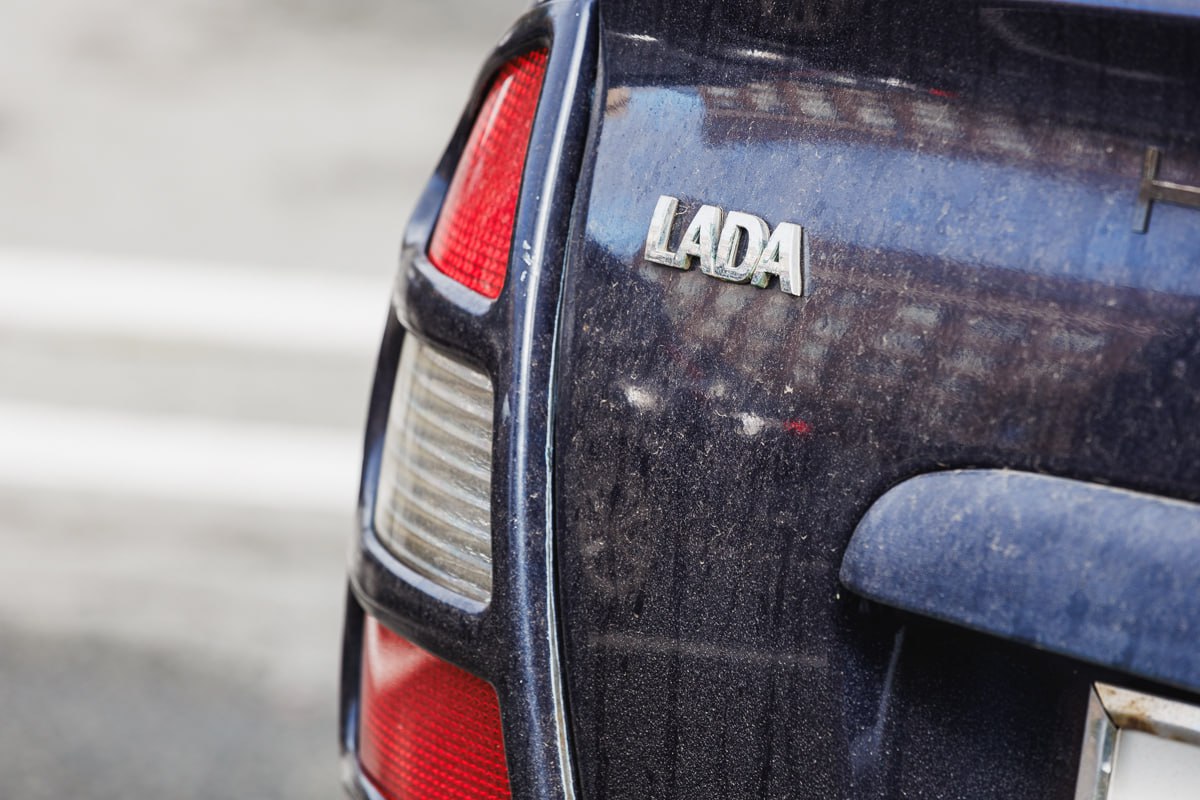 На покупку поддержанной Lada Granta челябинцам нужно отложить 9 зарплат*