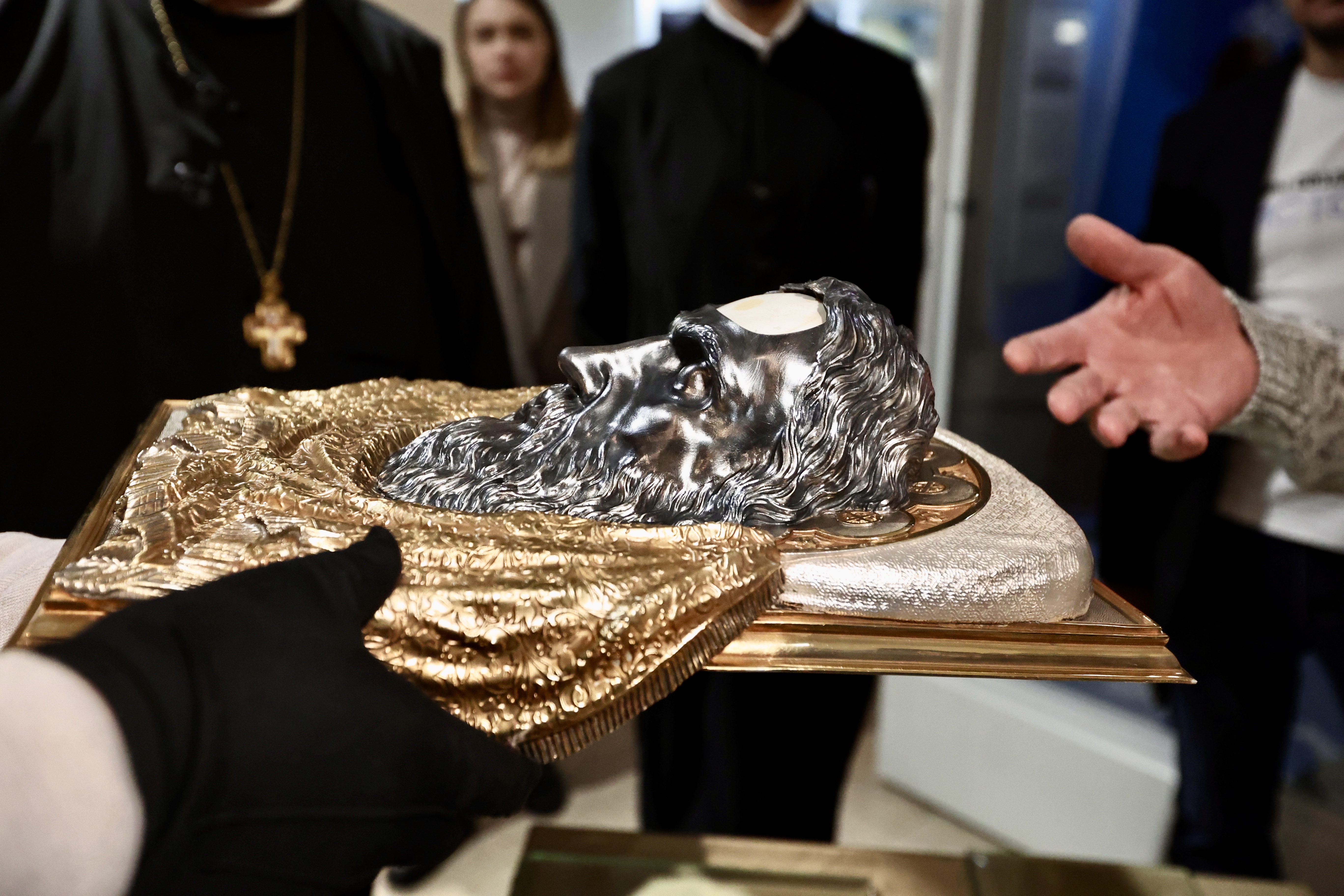 Златоустовские мастера создали ковчег с ликом апостола Андрея Первозванного