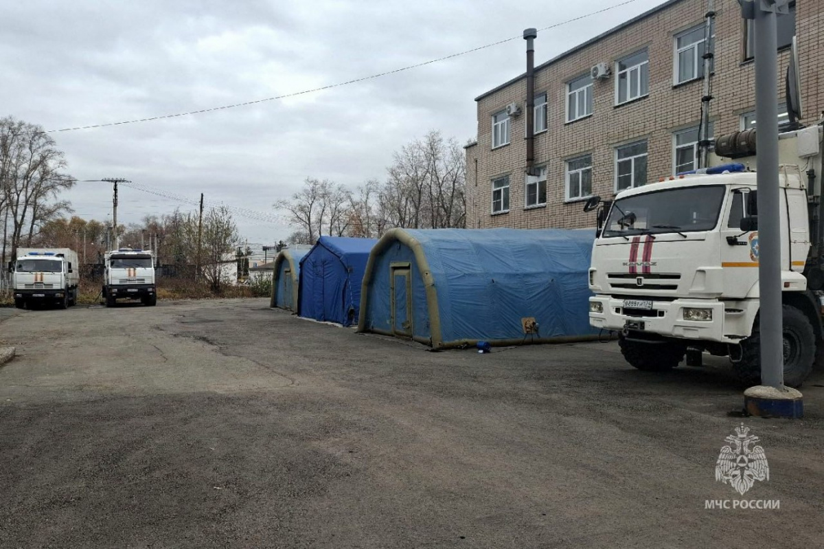 После взрыва на заводе в Копейске продолжаются поиски 12 человек *