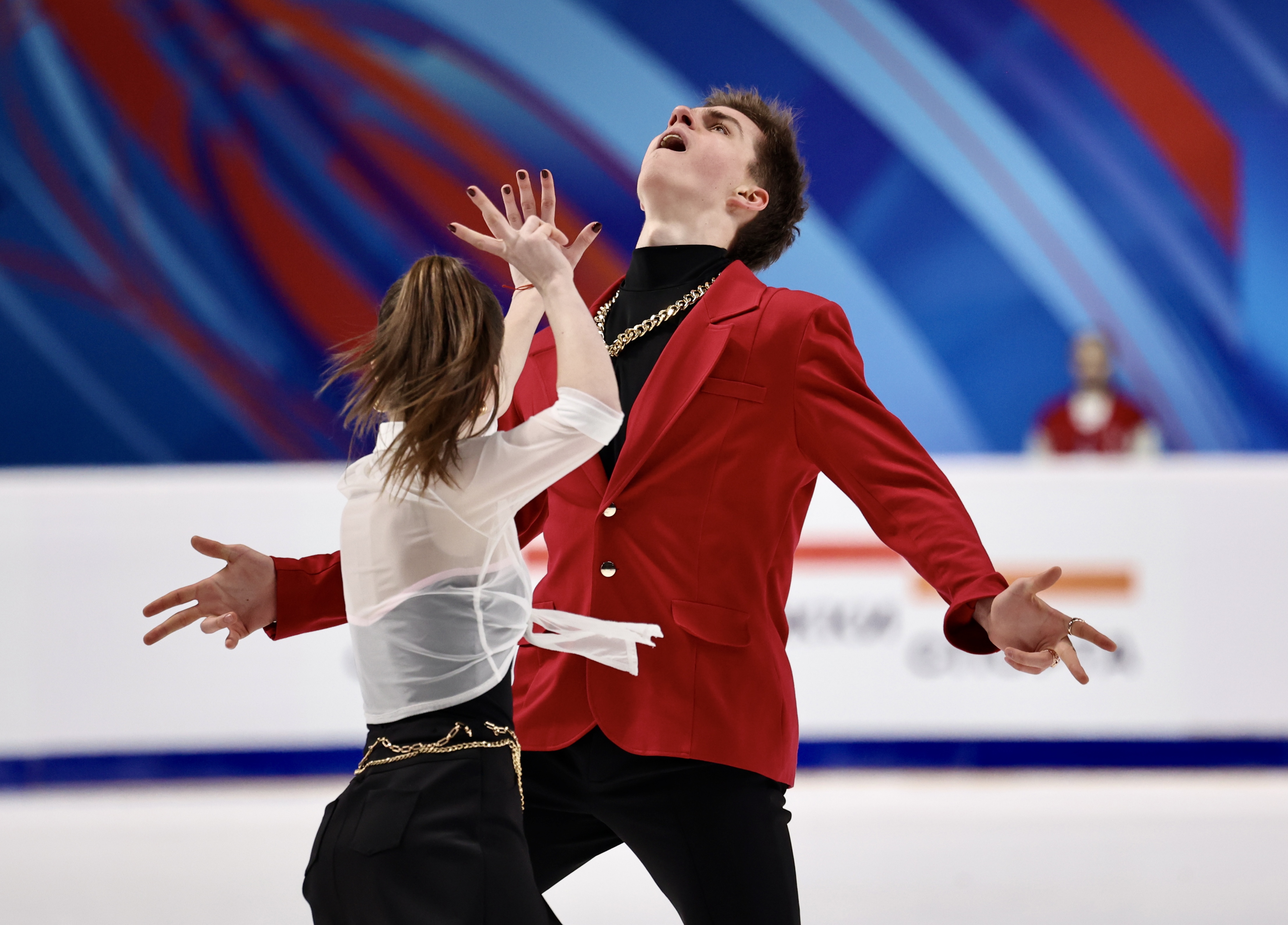 Все снова в восторге: Челябинск принимает юниорское первенство по фигурному катанию