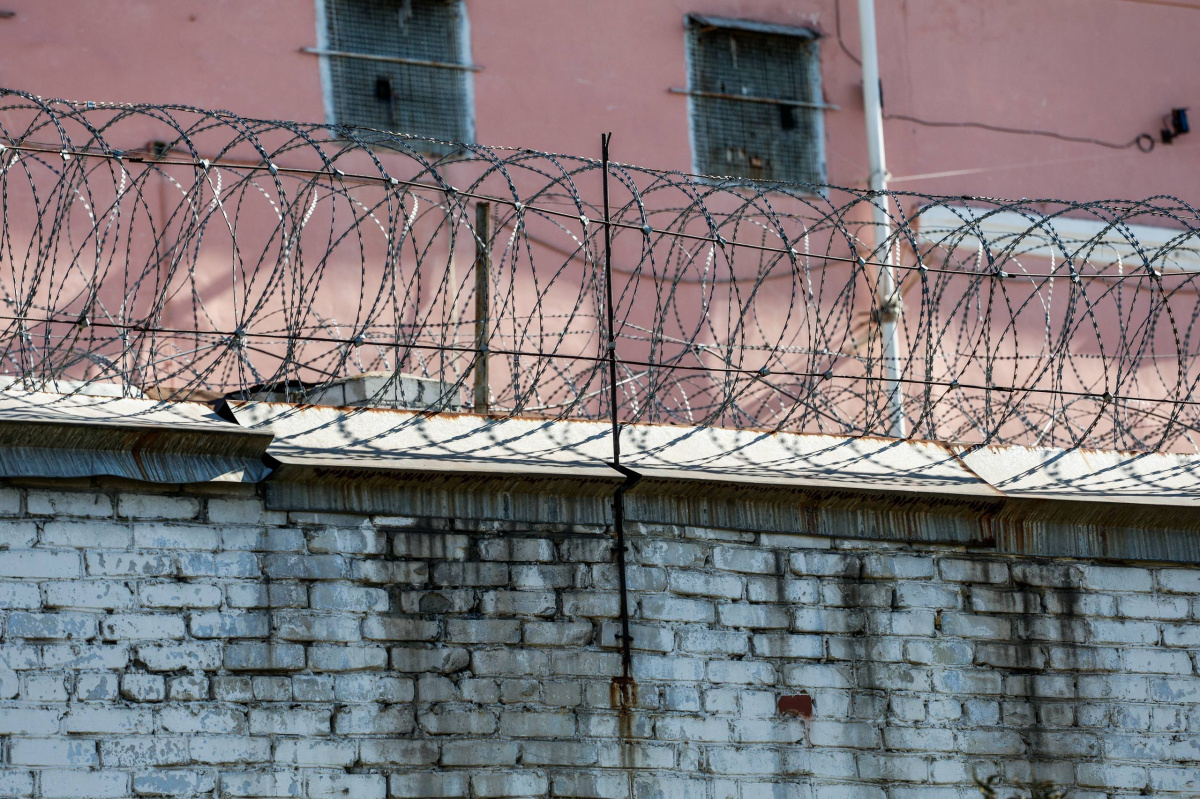 Взорвавшего соседа копейчанина отправили в тюрьму на 12 лет*1