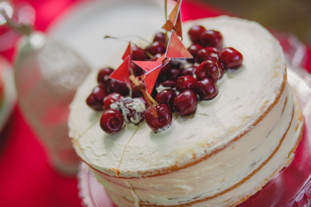 Филиппа Киркорова в Челябинске изумили подарочным тортом*1