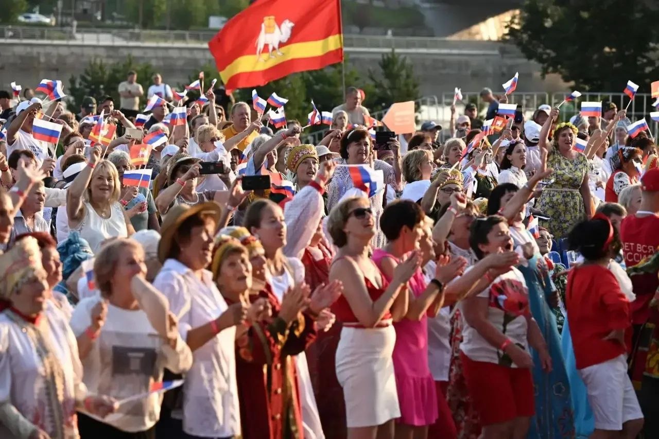 Приплыли: река Миасс стала одной из площадок фестиваля «Русское поле» в Челябинске