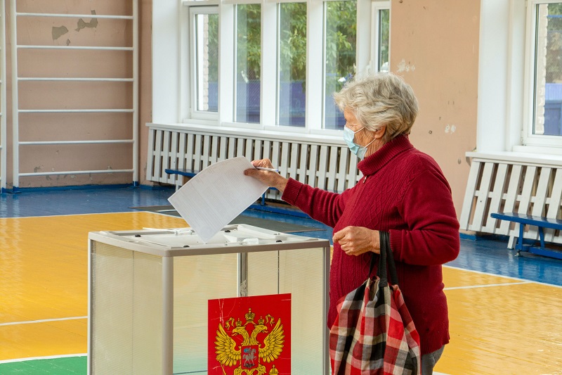 В Госдуму от Челябинской области выдвигаются кандидаты на любой вкус*1