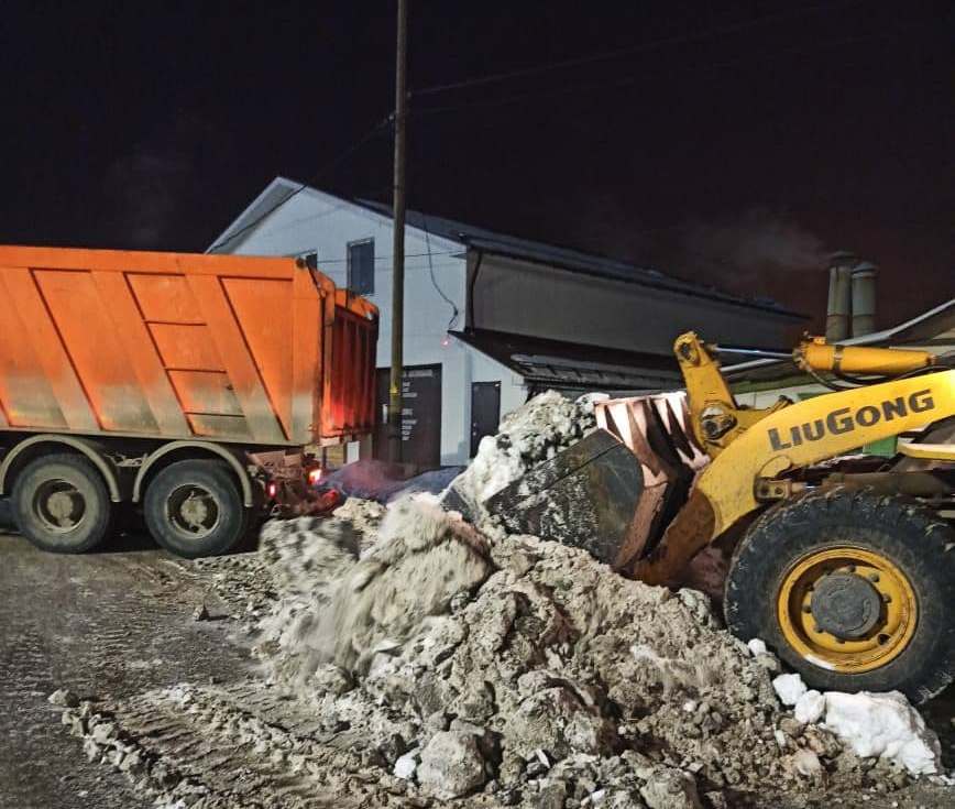 За ночь из Челябинска вывезли более 3,5 тысяч тонн снега