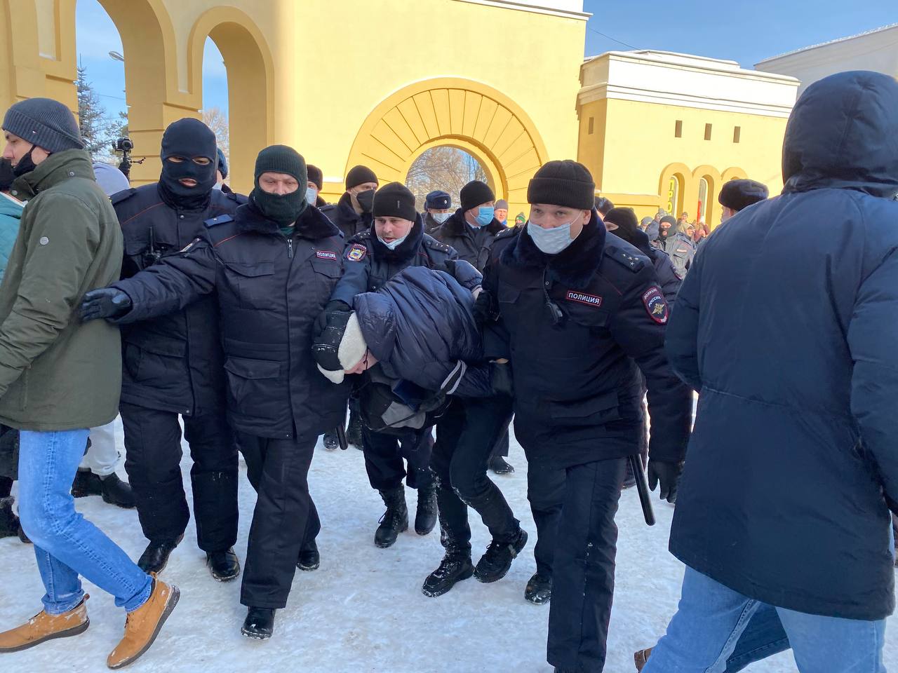 В Челябинске осудили провокатора с митинга