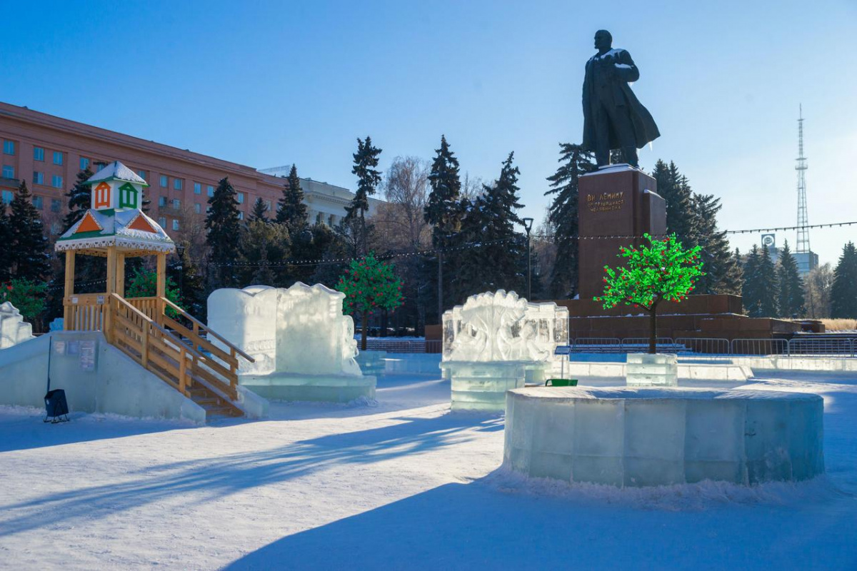 Это морозная среда, челябинцы: как горожане переживают резкое похолодание*1