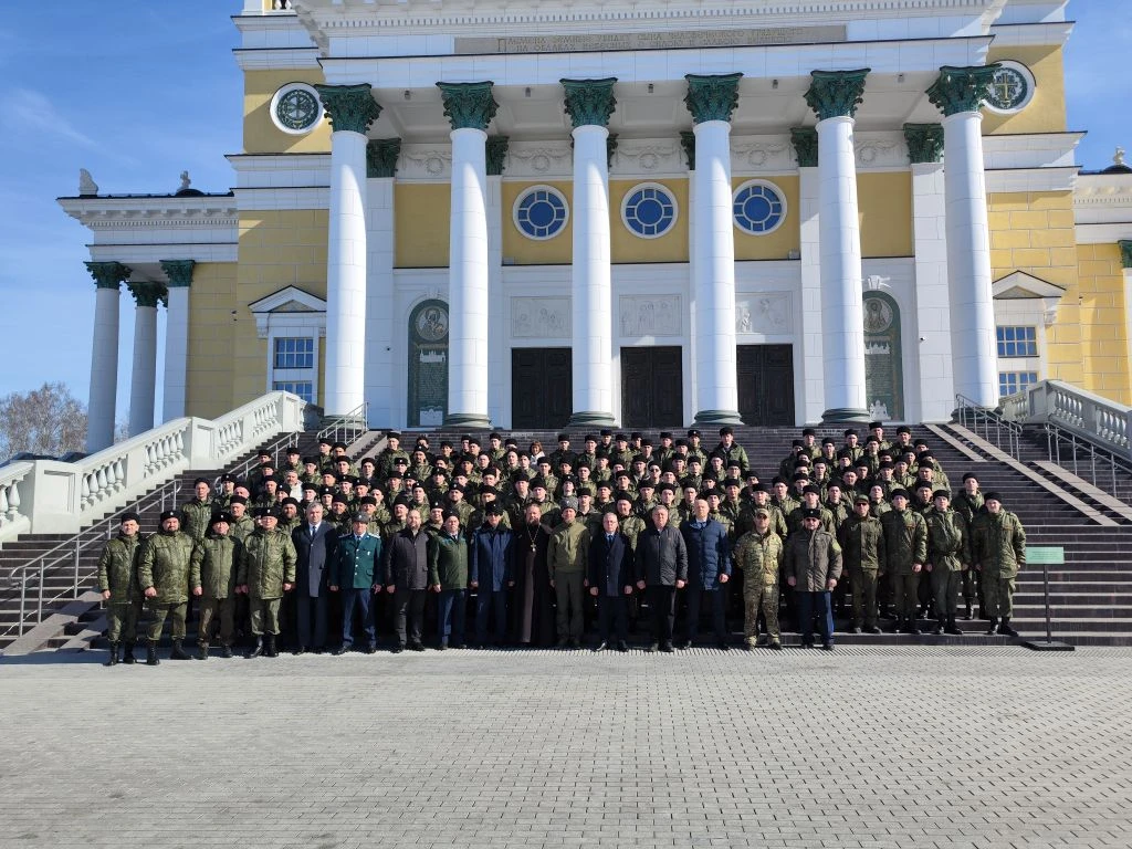 Казаки Южного Урала встали в строй: их шаг услышат на Параде Победы в столице*