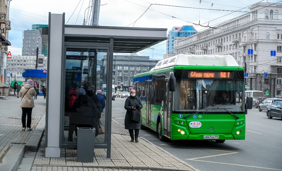 В Челябинске не будут менять график движения автобусов*1