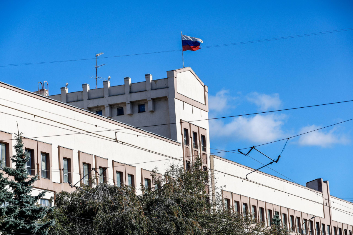 Суд не дал вернуться на работу супруге бывшего главы полиции Челябинска *1
