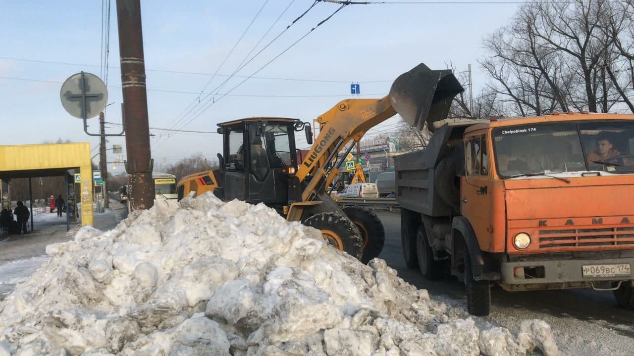 За ночь 15 марта из Челябинска вывезли более 6 тысяч тонн снега