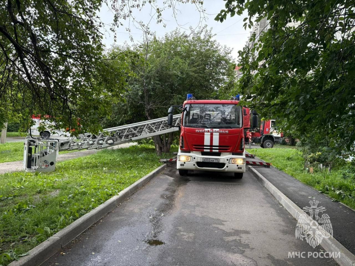 Ребенок пострадал во время пожара из-за раскаленного масла в Челябинске*