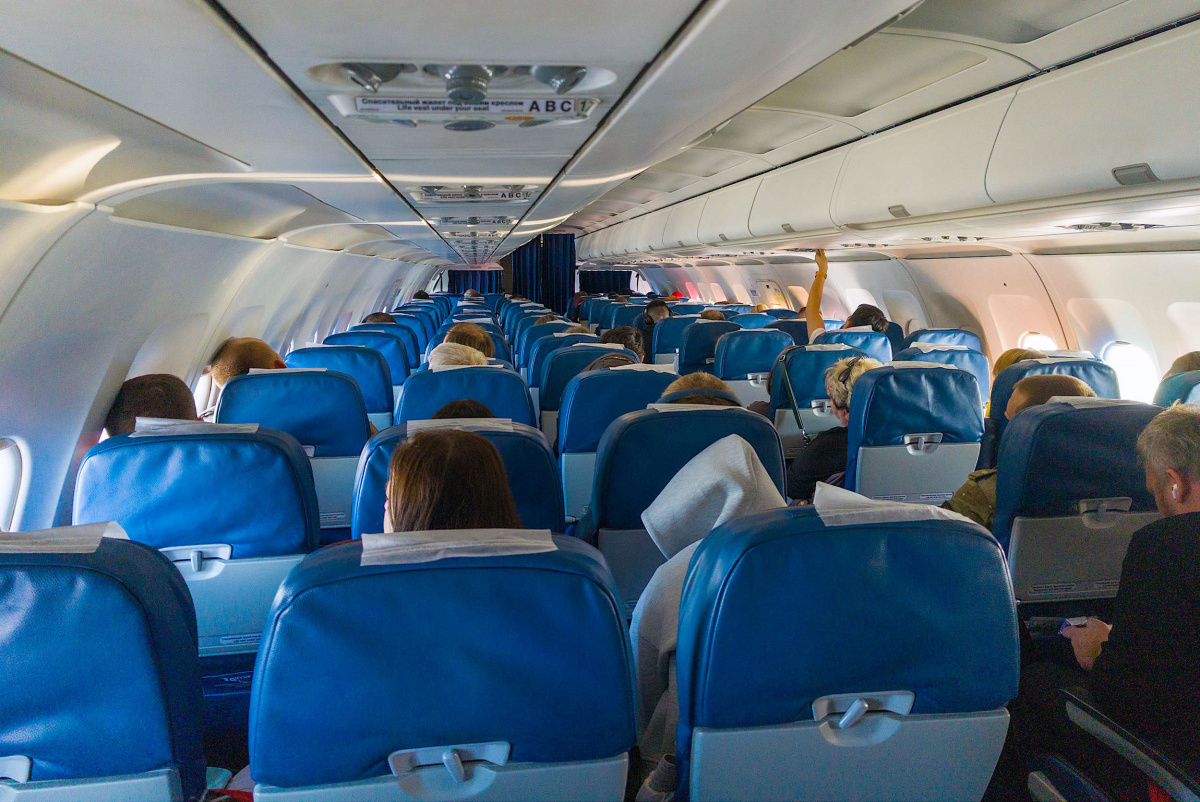 В новогоднюю ночь из Челябинска задерживают авиарейс в Москву*