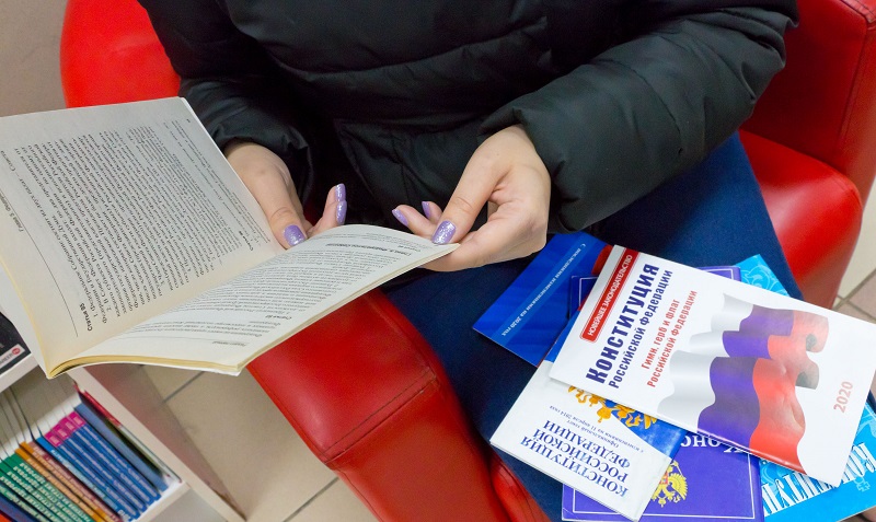 В Челябинске соберут книги для библиотек Луганской народной республики*1