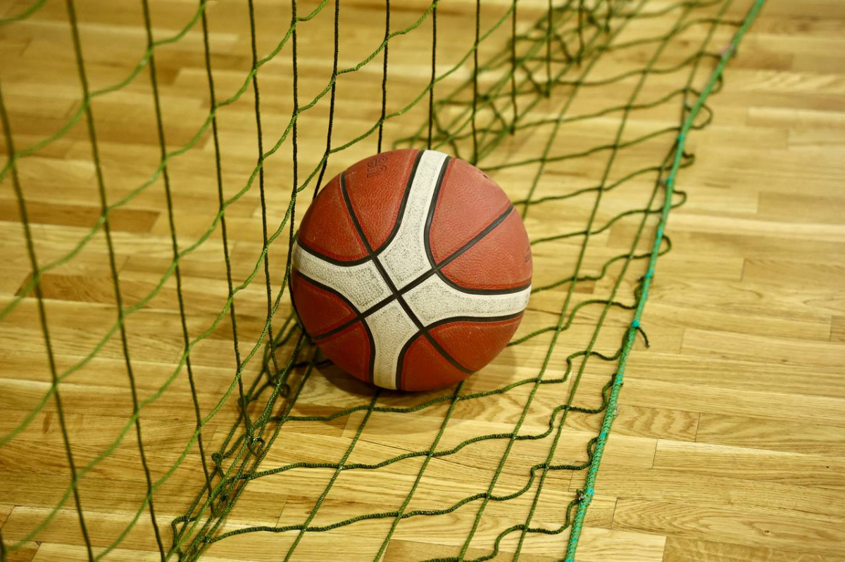 Челябинские баскетболисты прошли в следующий раунд Кубка России*1