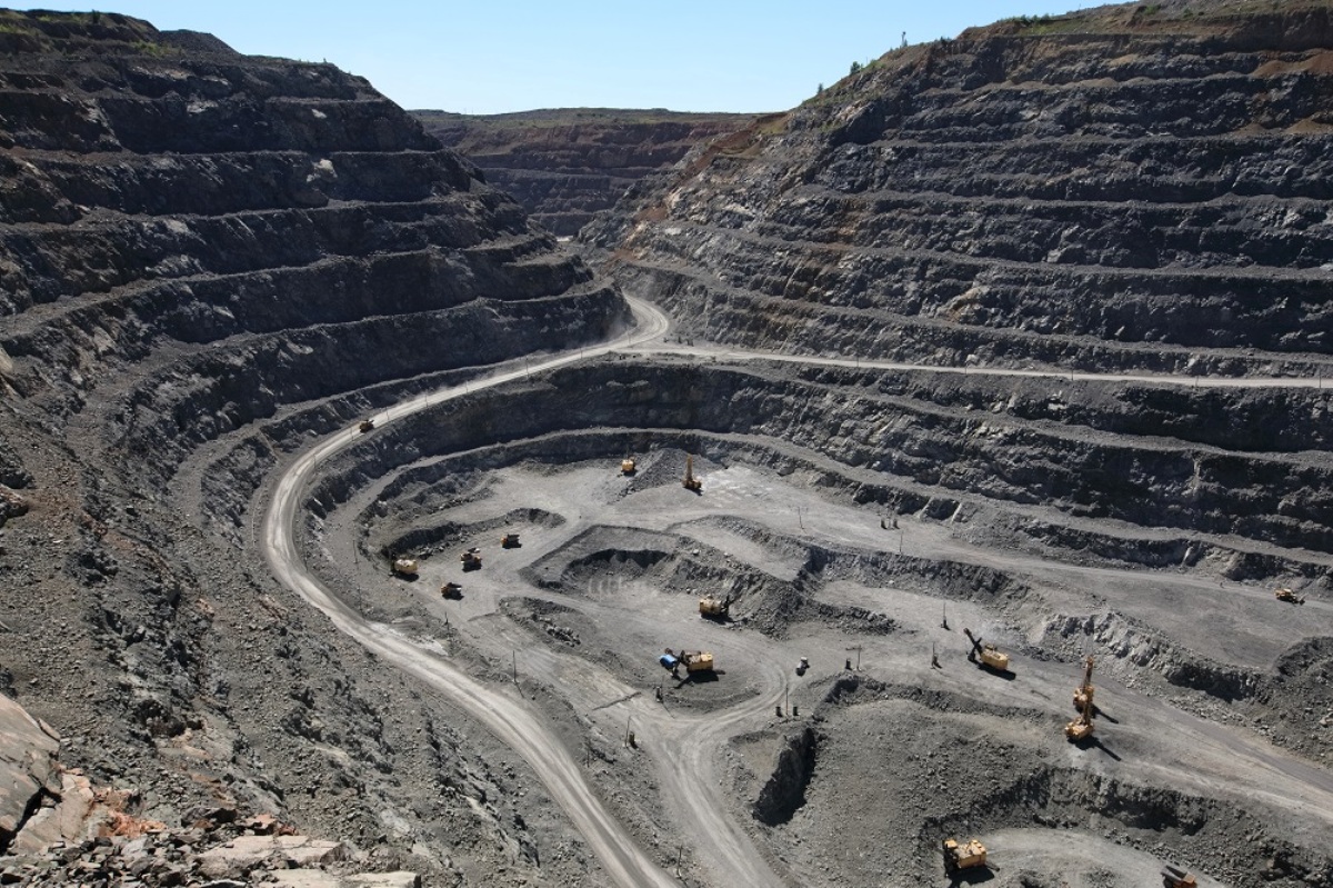 100 миллионов тонн руды добыли на месторождении под Магнитогорском*