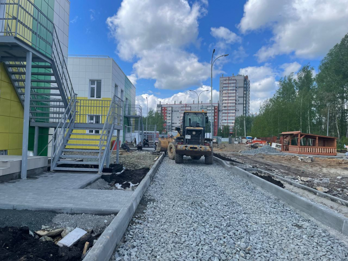 Прокуратура выявила отставание при строительстве детсада в Челябинске*