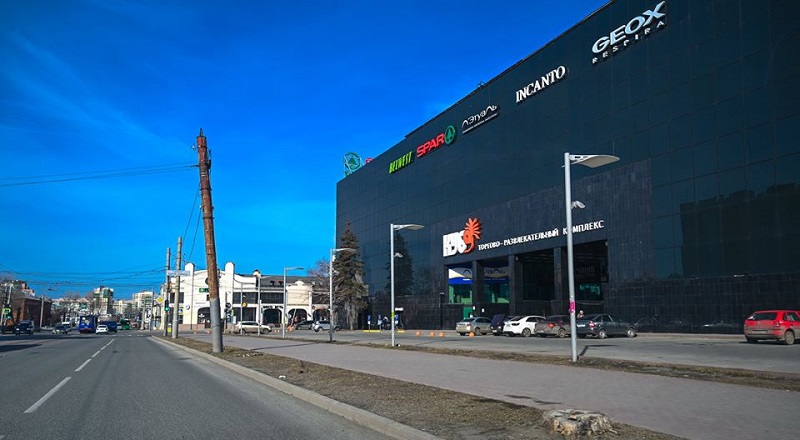 За ТРК в центре Челябинска хотят получить 1,2 млрд рублей