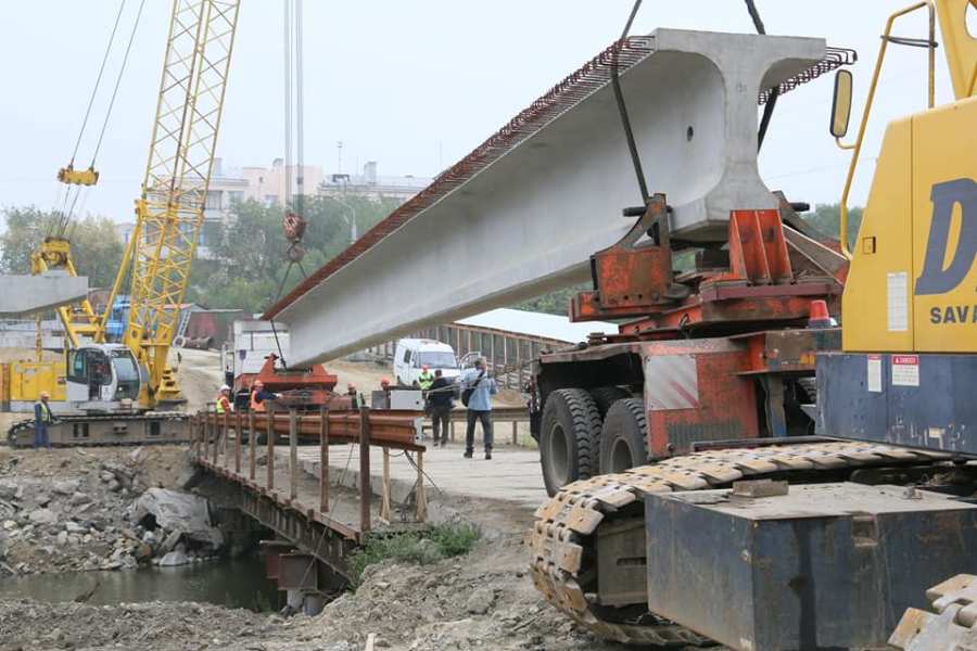 В Челябинске начался важный этап возведения Ленинградского моста*1