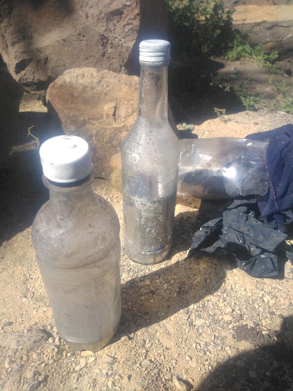 Житель Магнитогорска откопал в своем палисаднике бутылки с ртутью