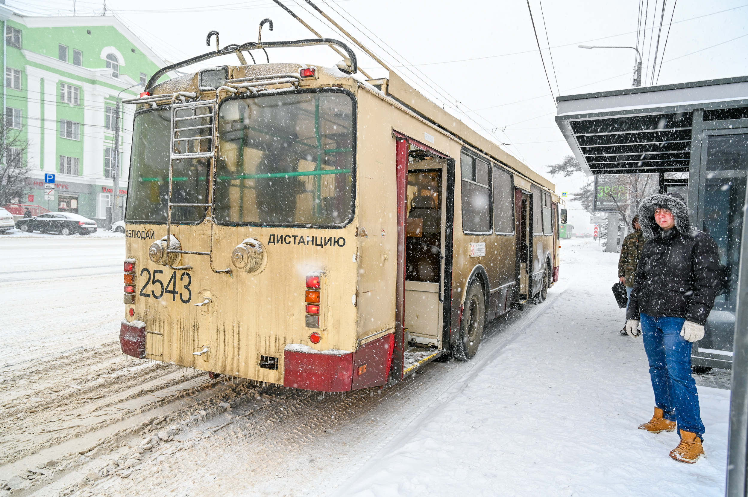 В трамваях и троллейбусах Челябинска кондукторов заменят валидаторы