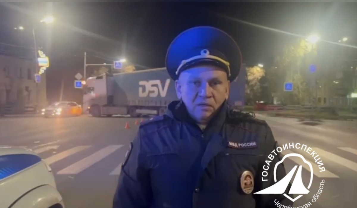Четыре человека пострадали в аварии грузовика и автомобиля в Копейске*