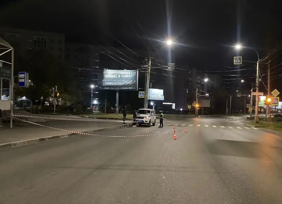 Водитель Lada Granta переехал лежащего человека в Миассе*1