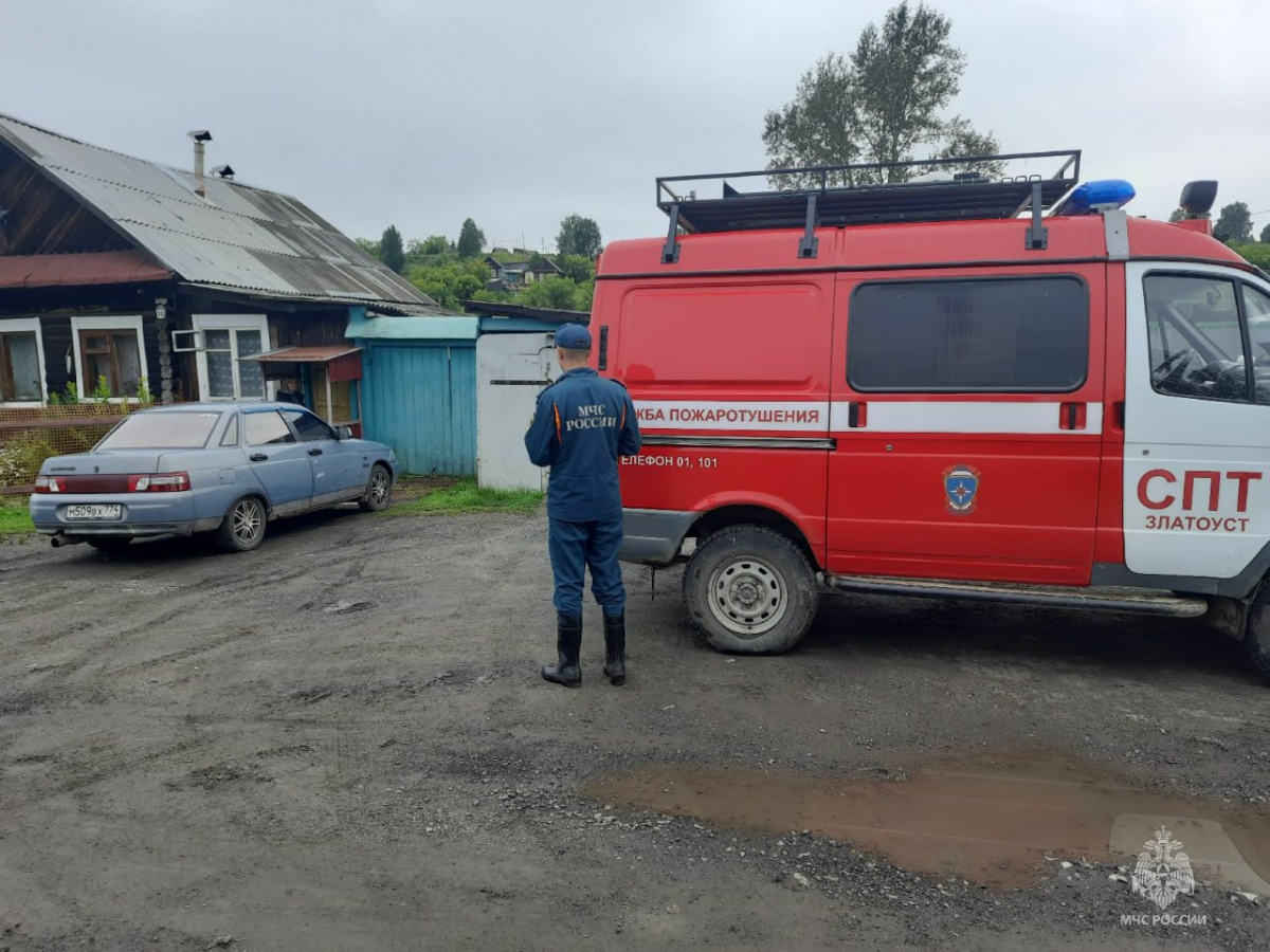 Река в Челябинской области подтопила 22 приусадебных участка*